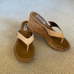 STEVE MADDEN - GLAZZE WEDGES